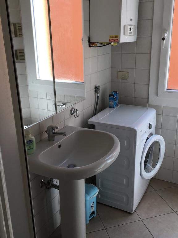 Corner Apartment بولونيا المظهر الخارجي الصورة