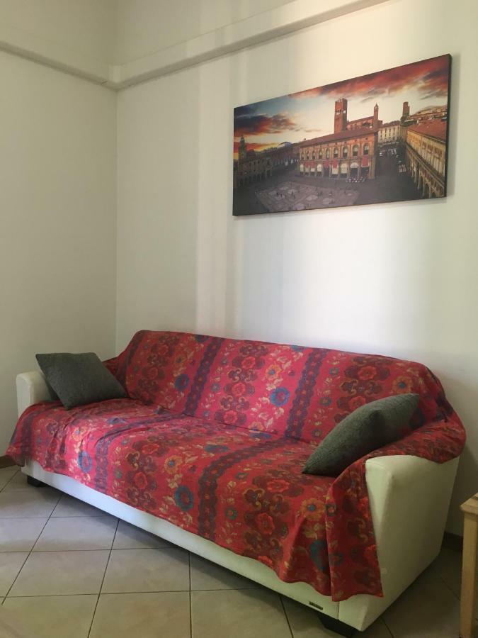 Corner Apartment بولونيا المظهر الخارجي الصورة